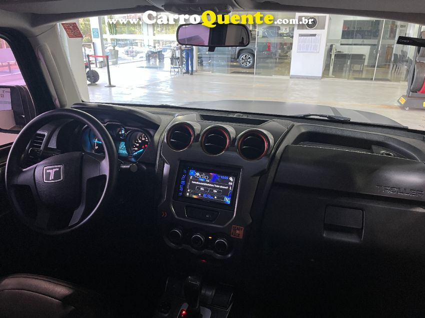 Troller TX4 3.2 TGV 4X4 20V TURBO INTERCOOLER DIESEL 2P AUTOMÁTICO - Loja