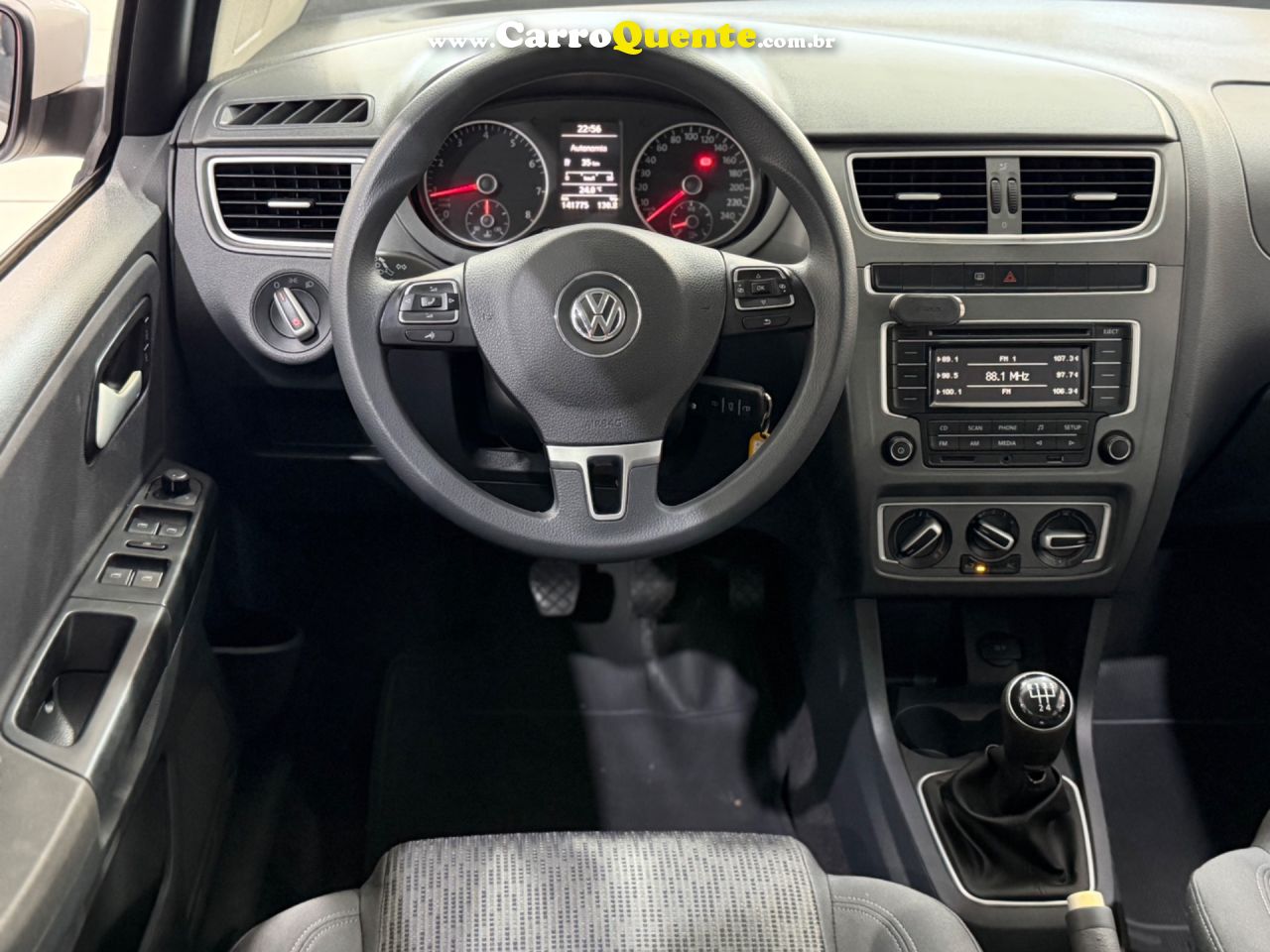 VOLKSWAGEN FOX 1.6 MI 8V 2014 - Loja