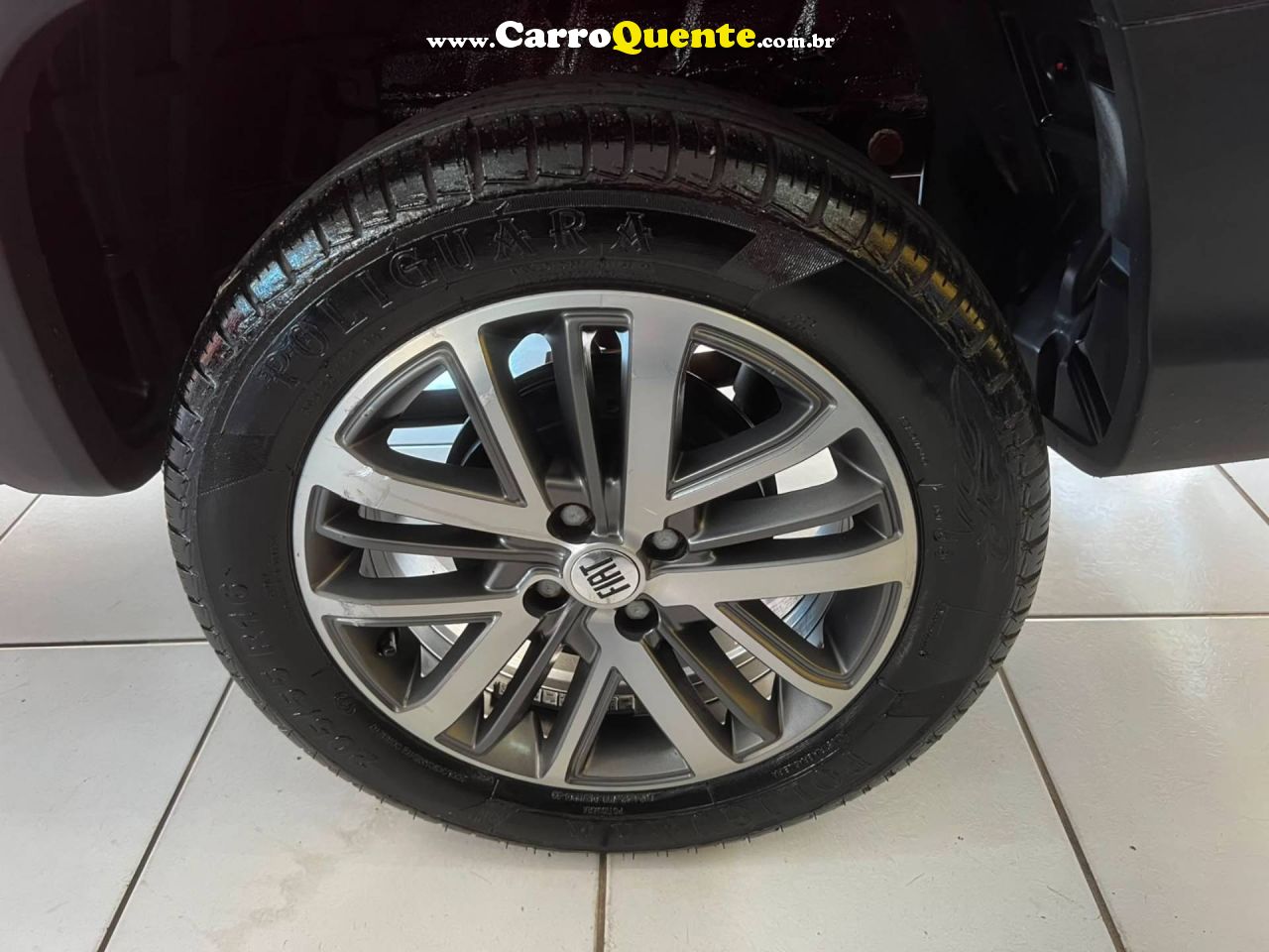 FIAT STRADA 1.3 FIREFLY VOLCANO CD 2023 - Loja