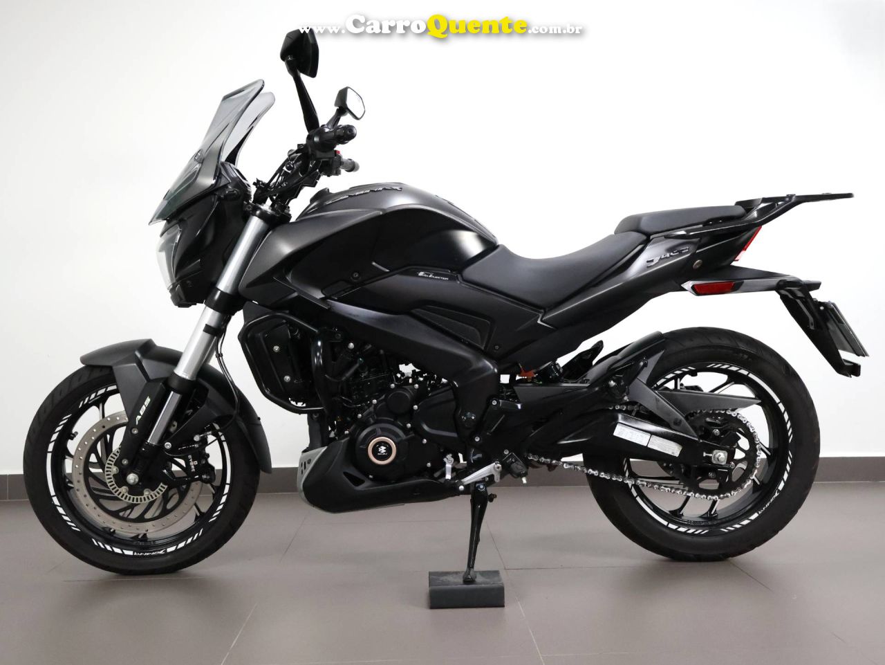 BAJAJ DOMINAR 400 2024 - Loja