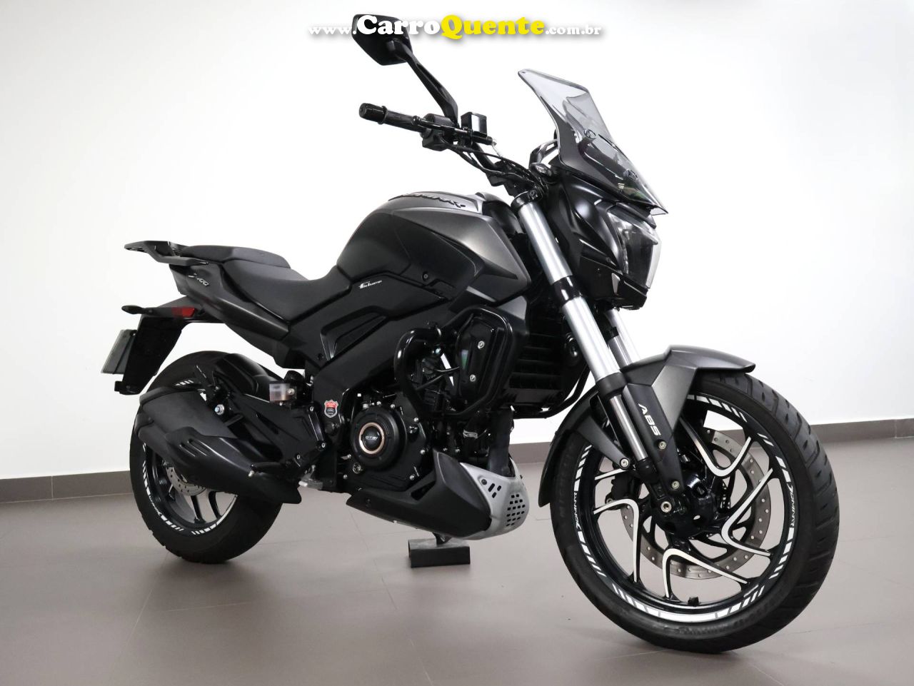 BAJAJ DOMINAR 400 2024 - Loja