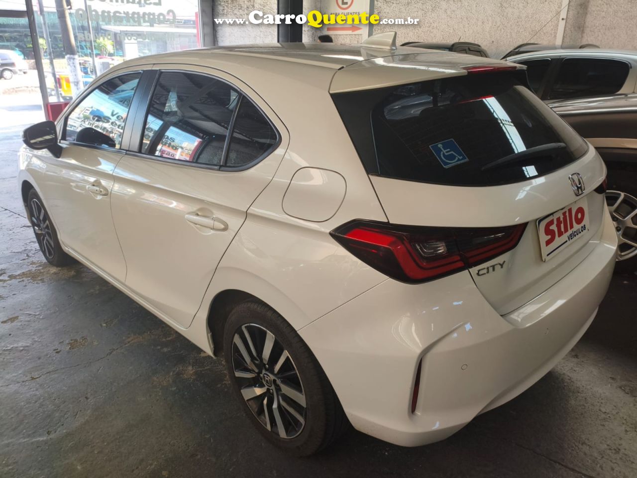 HONDA   CITY HATCHBACK TOURING 1.5 FLEX 16V AUT   BRANCO 2023 1.5 FLEX - Loja