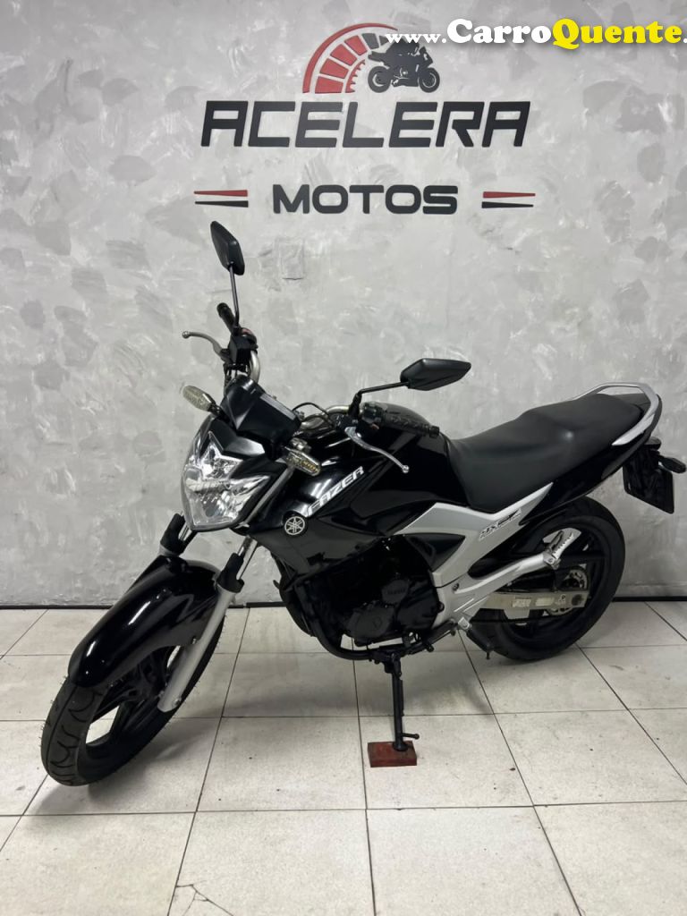 YAMAHA    FAZER 250   PRETO 2012 250 GASOLINA - Loja