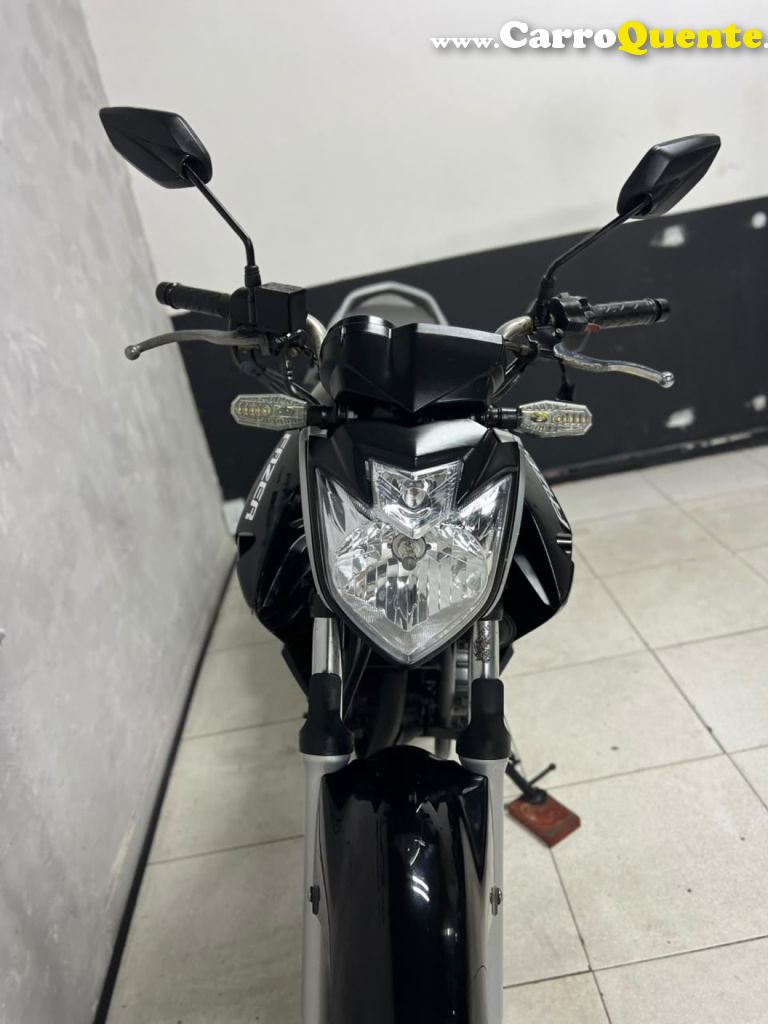 YAMAHA    FAZER 250   PRETO 2012 250 GASOLINA - Loja
