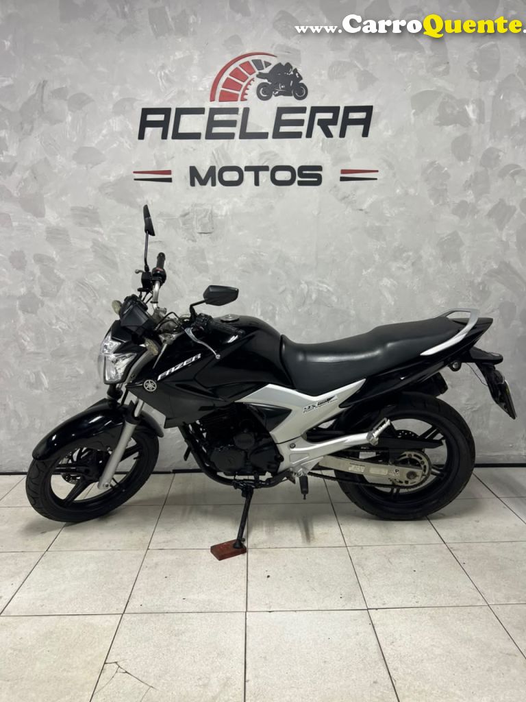 YAMAHA    FAZER 250   PRETO 2012 250 GASOLINA - Loja
