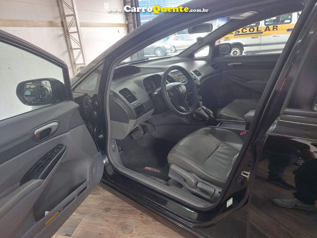HONDA   CIVIC SEDAN LXS 1.81.8 FLEX 16V AUT. 4P   PRETO 2010 1.8 FLEX - Loja