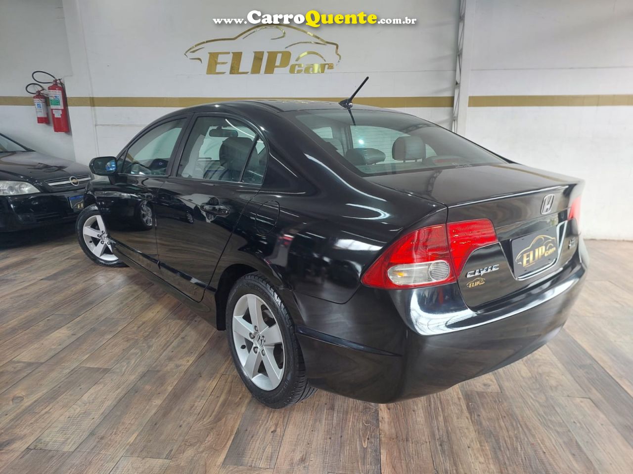 HONDA   CIVIC SEDAN LXS 1.81.8 FLEX 16V AUT. 4P   PRETO 2010 1.8 FLEX - Loja