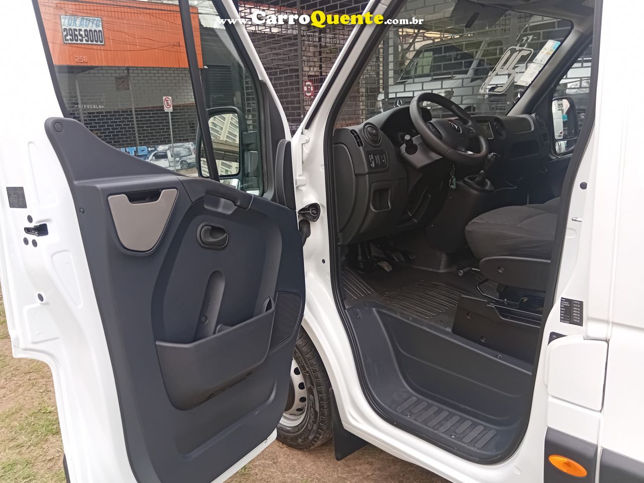 RENAULT   MASTER 2.3 DCI EXTRA FURGÃO 16V DIESEL   BRANCO 2024 2.3 DIESEL - Loja