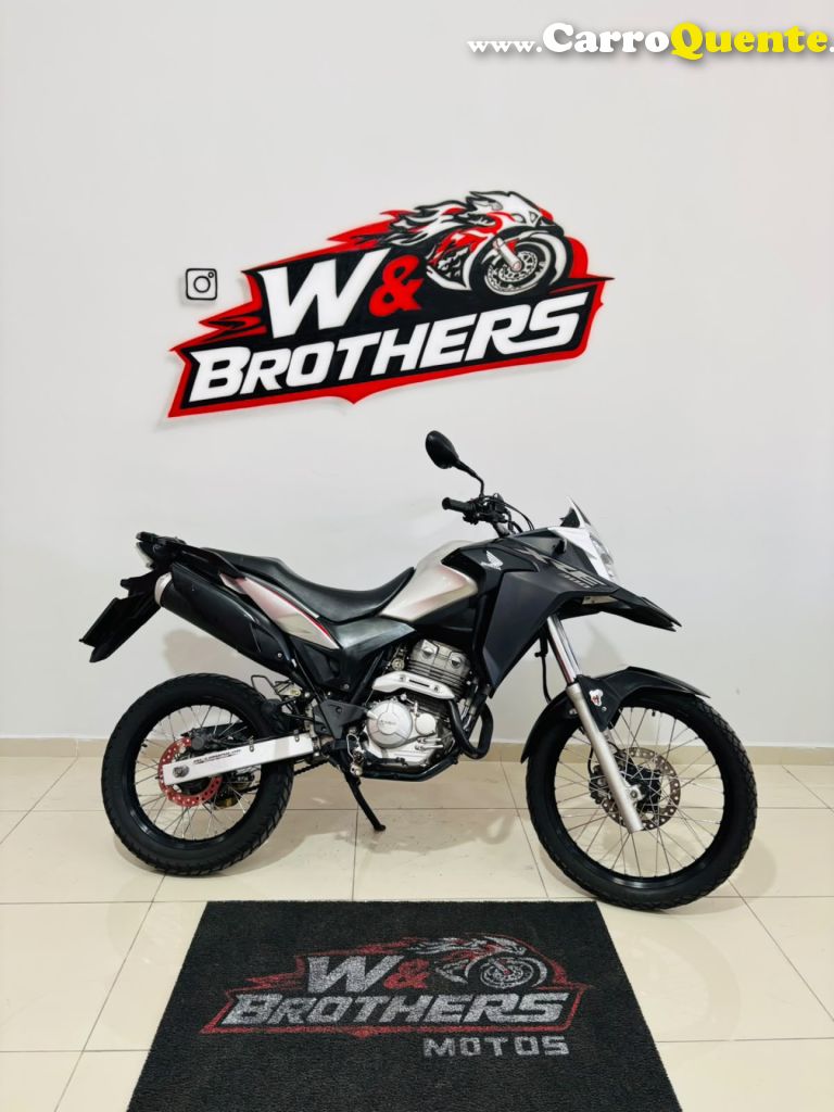 HONDA   HONDAXRE 300 ABS   PRATA 2021 300 GASOLINA - Loja