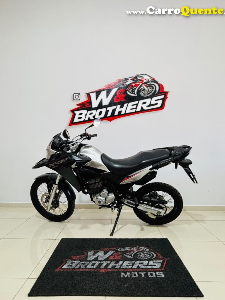 HONDA   HONDAXRE 300 ABS   PRATA 2021 300 GASOLINA - Loja