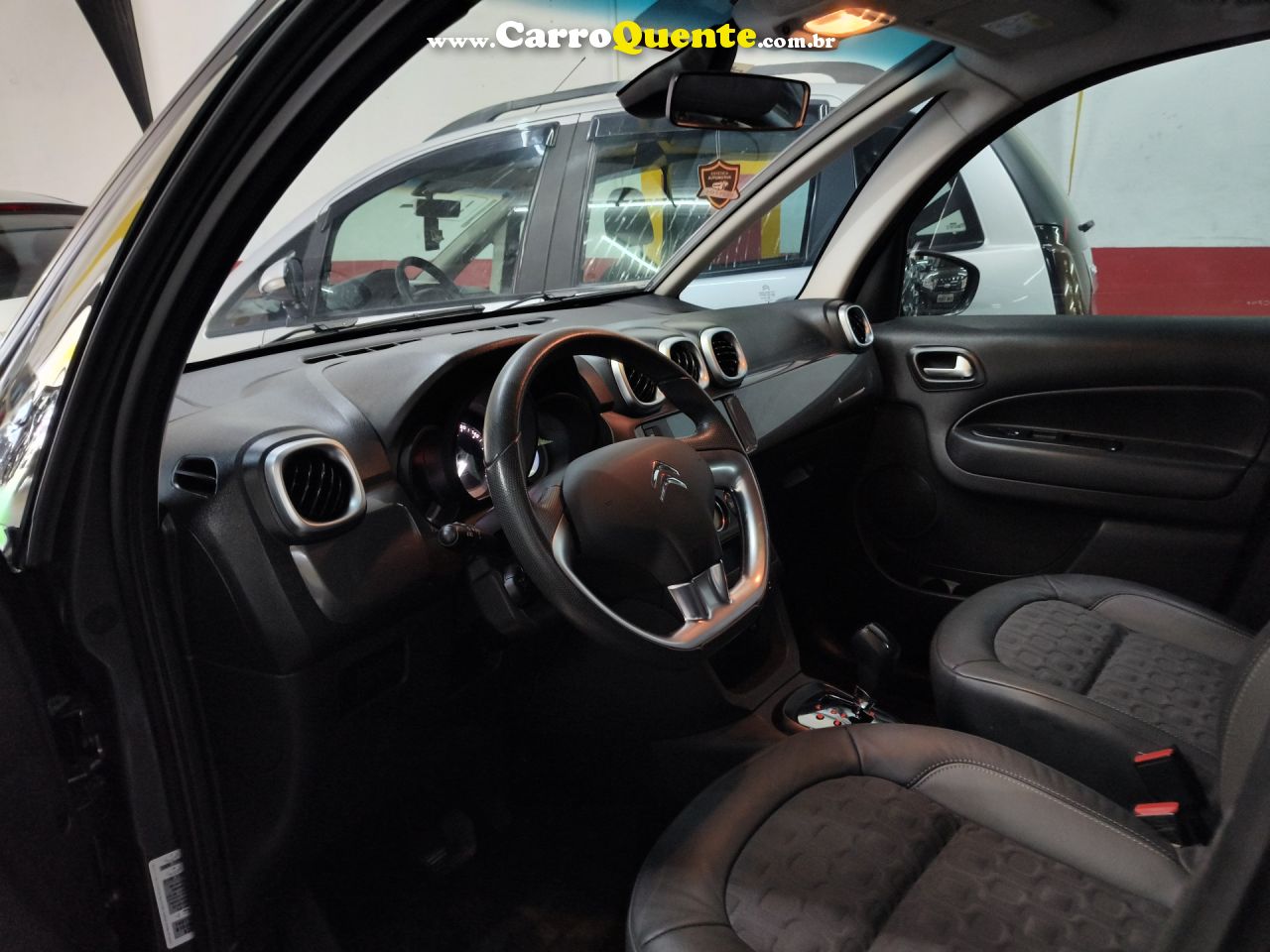 CITROËN   AIRCROSS SHINE 1.6 FLEX 16V 5P AUT.   DOURADO 2018 1.6 FLEX - Loja