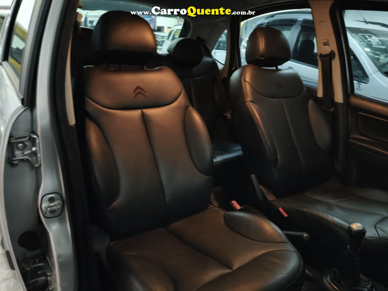 CITROËN   C3 GLX 1.4 GLX SONORA 1.4 FLEX 8V 5P   PRATA 2012 1.4 FLEX - Loja