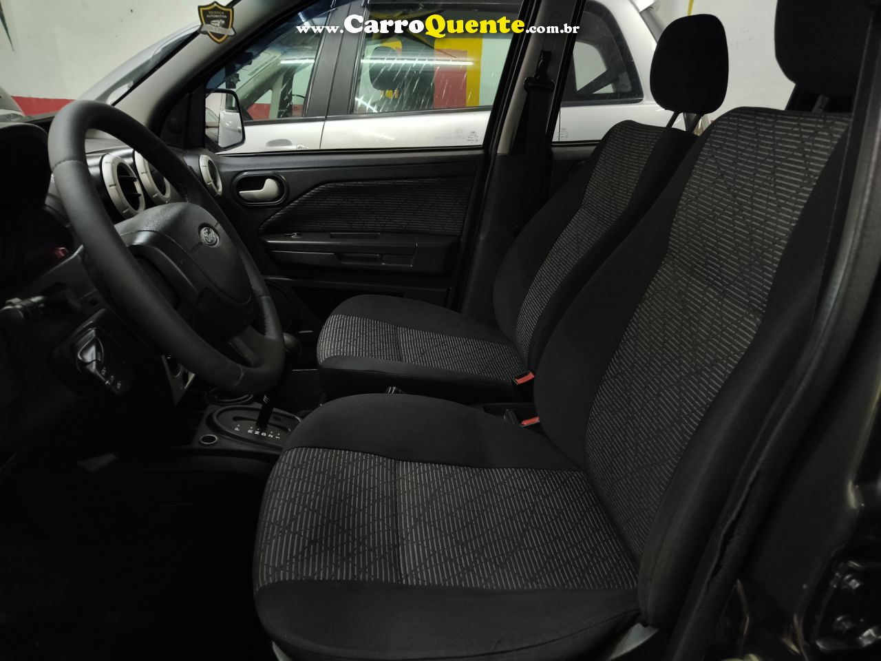 FORD   ECOSPORT XLT 2.0 2.0 FLEX 16V 5P AUT.   CINZA 2011 2.0 FLEX - Loja