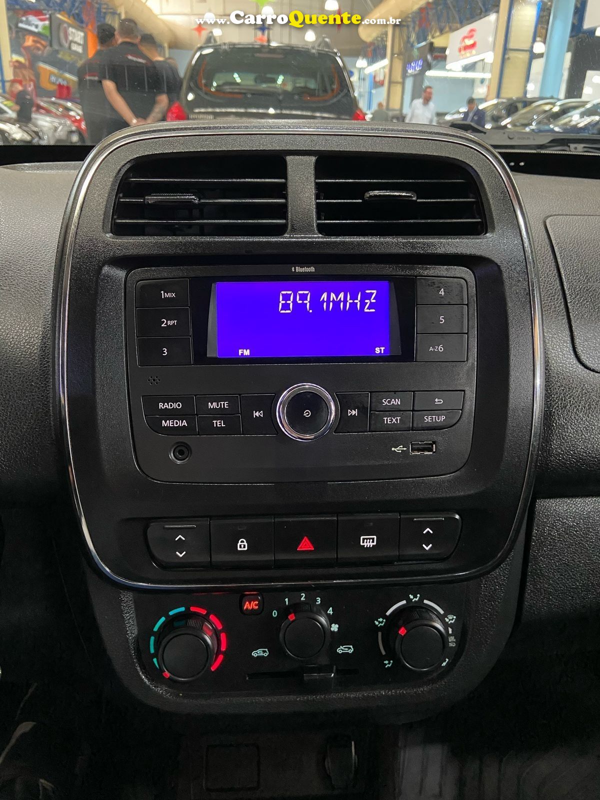 RENAULT KWID 1.0 12V SCE ZEN 2024 - Loja