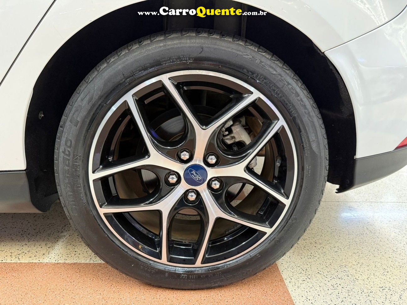 FORD FOCUS 2.0 TITANIUM HATCH 16V 2016 - Loja