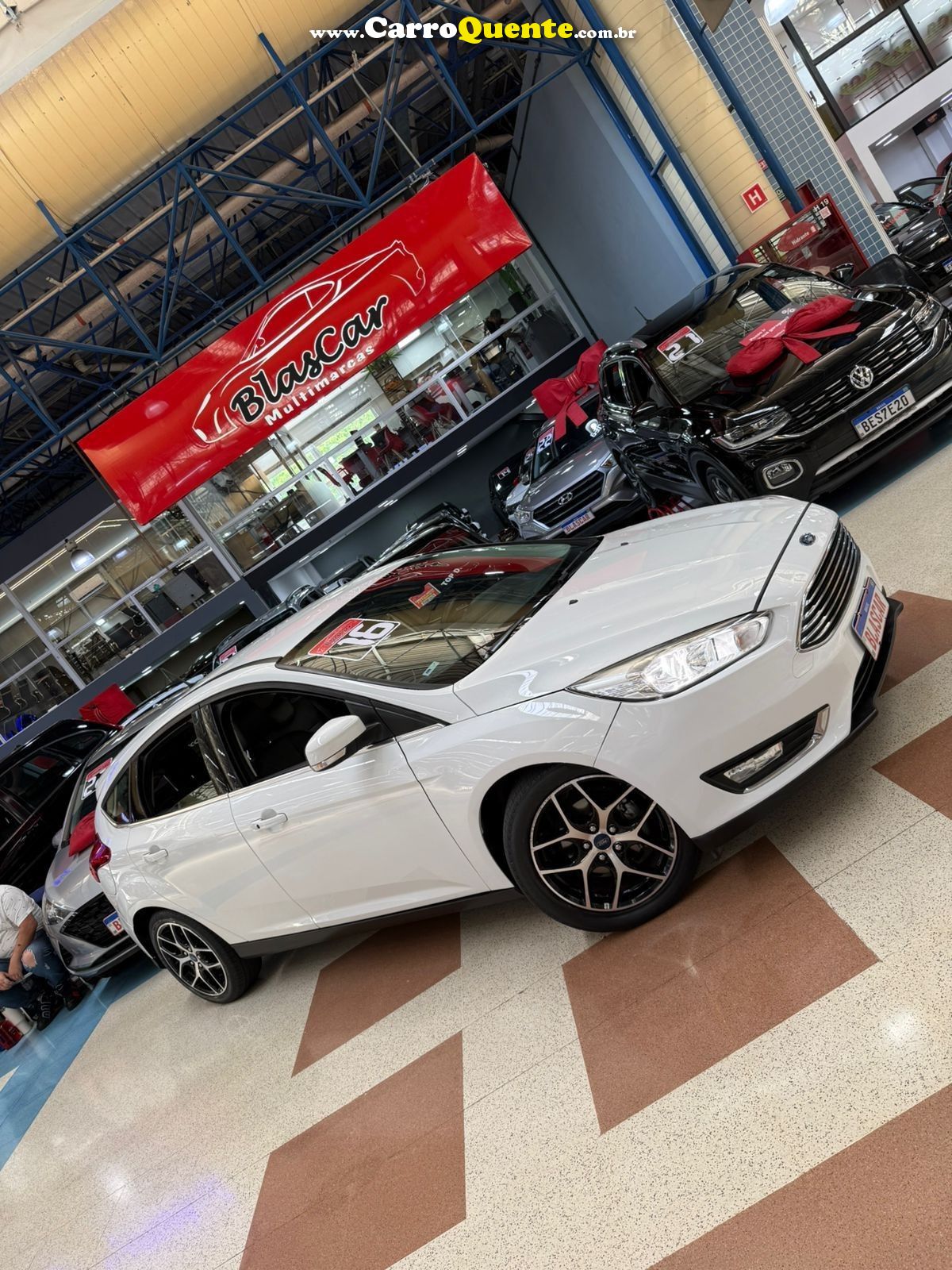 FORD FOCUS 2.0 TITANIUM HATCH 16V 2016 - Loja