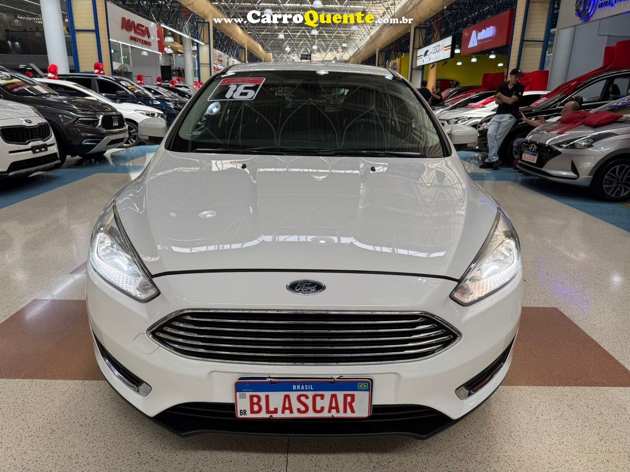 FORD FOCUS 2.0 TITANIUM HATCH 16V 2016 - Loja