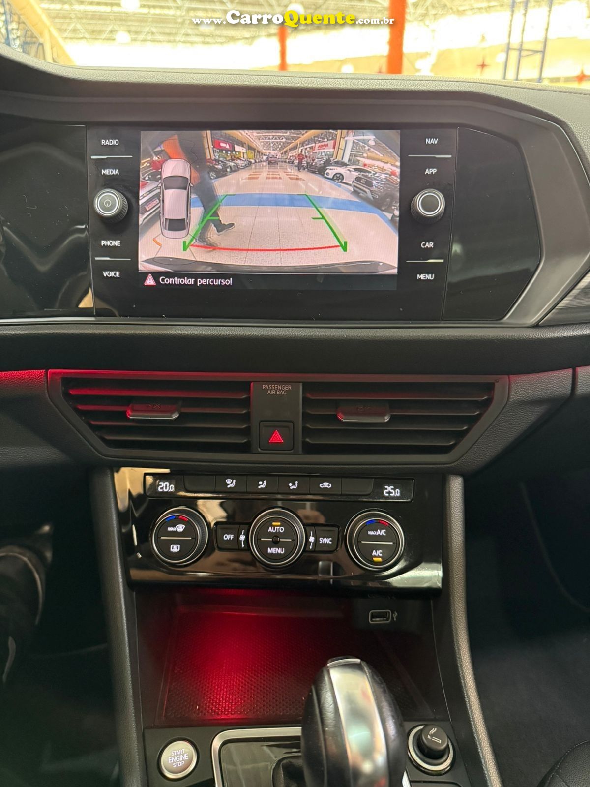VOLKSWAGEN JETTA 1.4 250 TSI TOTAL COMFORTLINE 2019 - Loja
