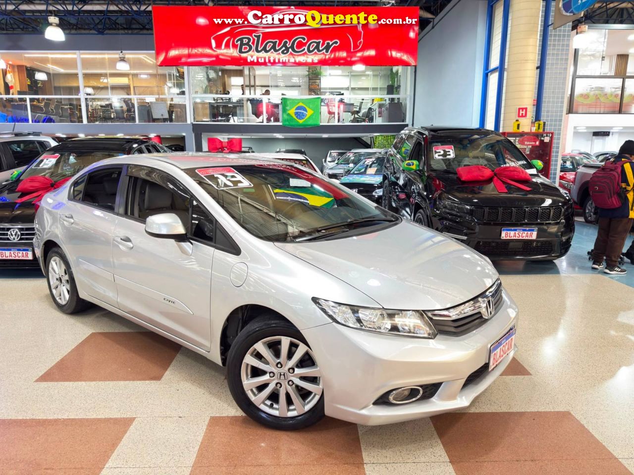 HONDA CIVIC 1.8 LXS 16V 2013 - Loja
