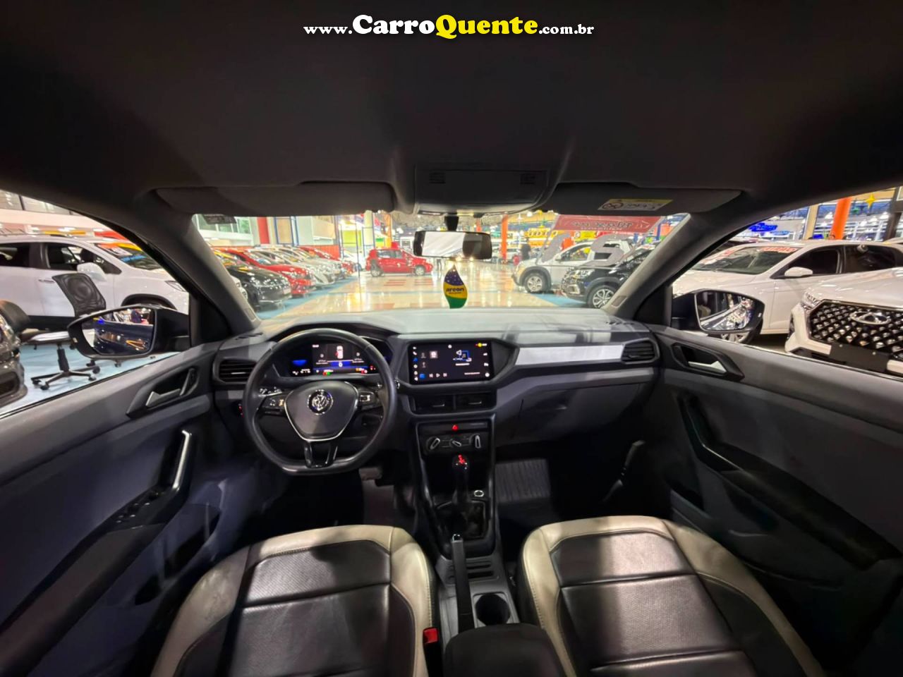 VOLKSWAGEN T-CROSS 1.0 200 TSI TOTAL COMFORTLINE 2021 - Loja