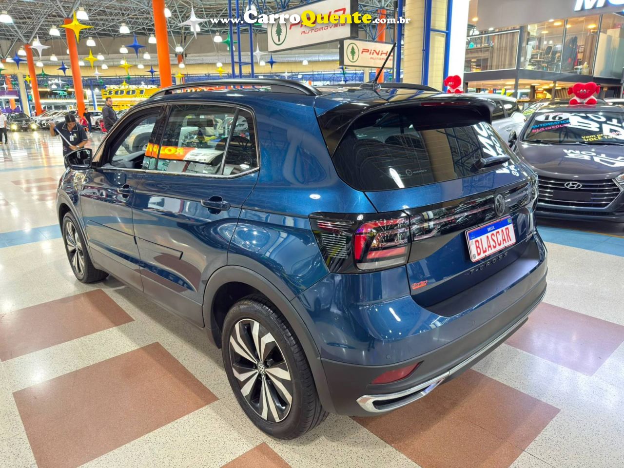 VOLKSWAGEN T-CROSS 1.0 200 TSI TOTAL COMFORTLINE 2021 - Loja
