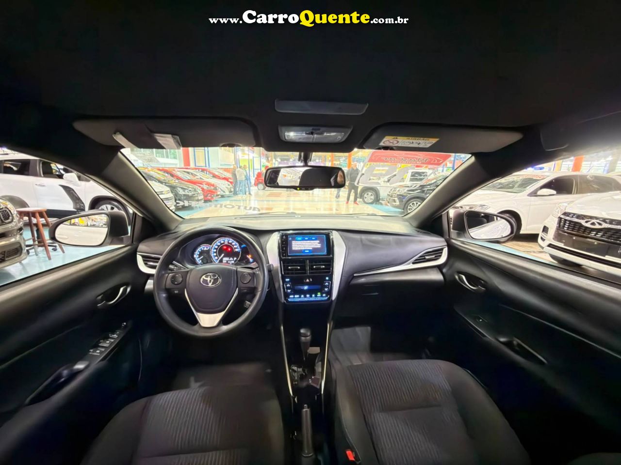 TOYOTA YARIS 1.3 16V XL PLUS TECH MULTIDRIVE 2019 - Loja
