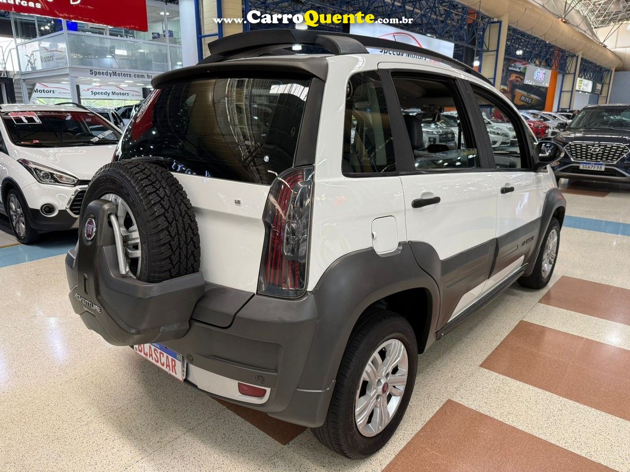 FIAT IDEA 1.8 MPI ADVENTURE 16V 2015 - Loja
