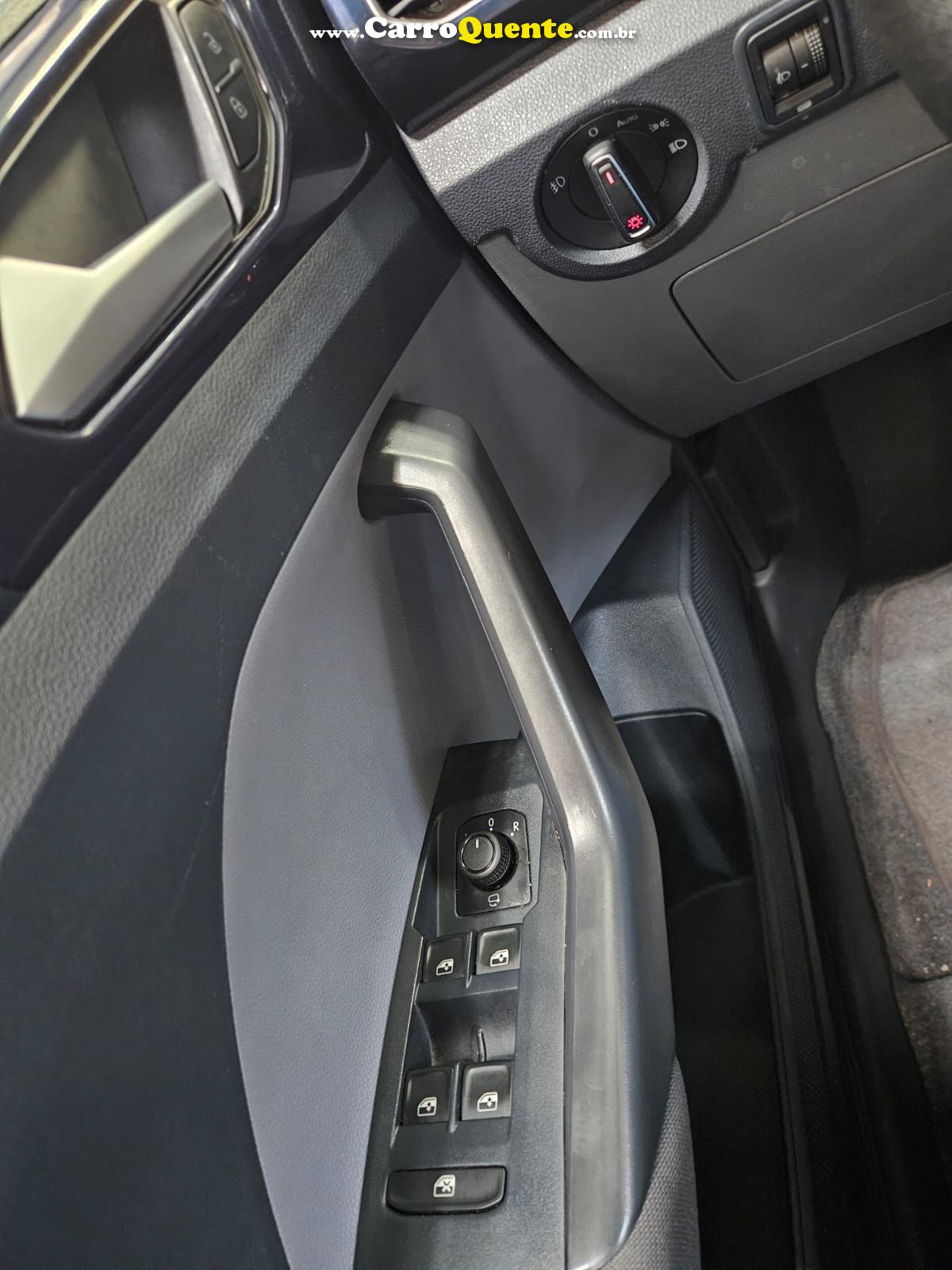 VOLKSWAGEN T-CROSS 1.0 200 TSI TOTAL COMFORTLINE 2024 - Loja