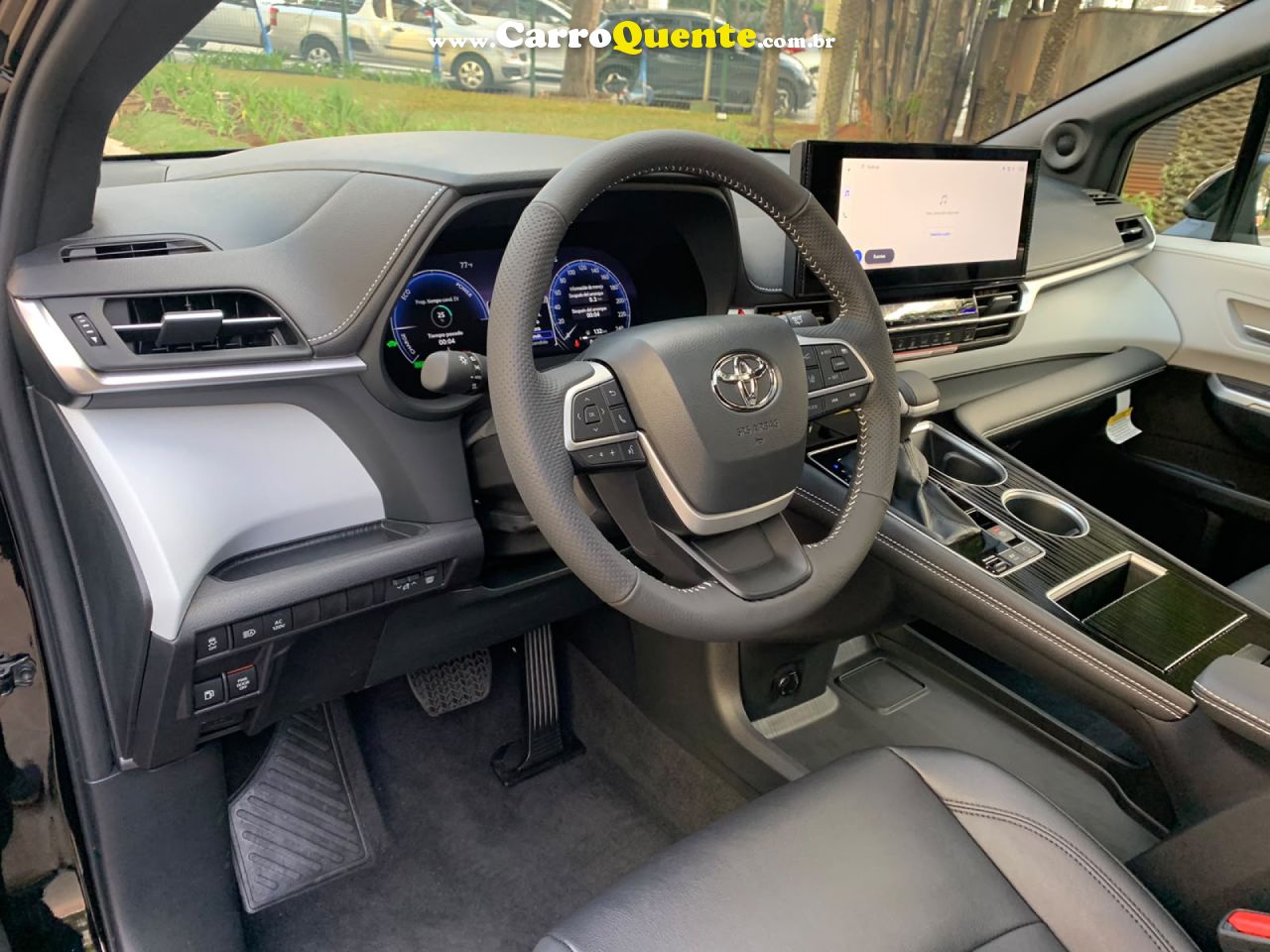 TOYOTA   2.5 VVT-I HYBRID XSE CVT   PRETO 2026 5.6 GASOLINA E ELÉTRICO - Loja