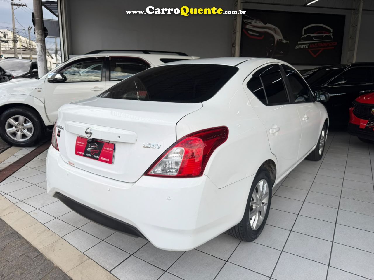NISSAN   VERSA SV 1.6 16V FLEXSTART 4P AUT.   BRANCO 2019 1.6 GASOLINA - Loja