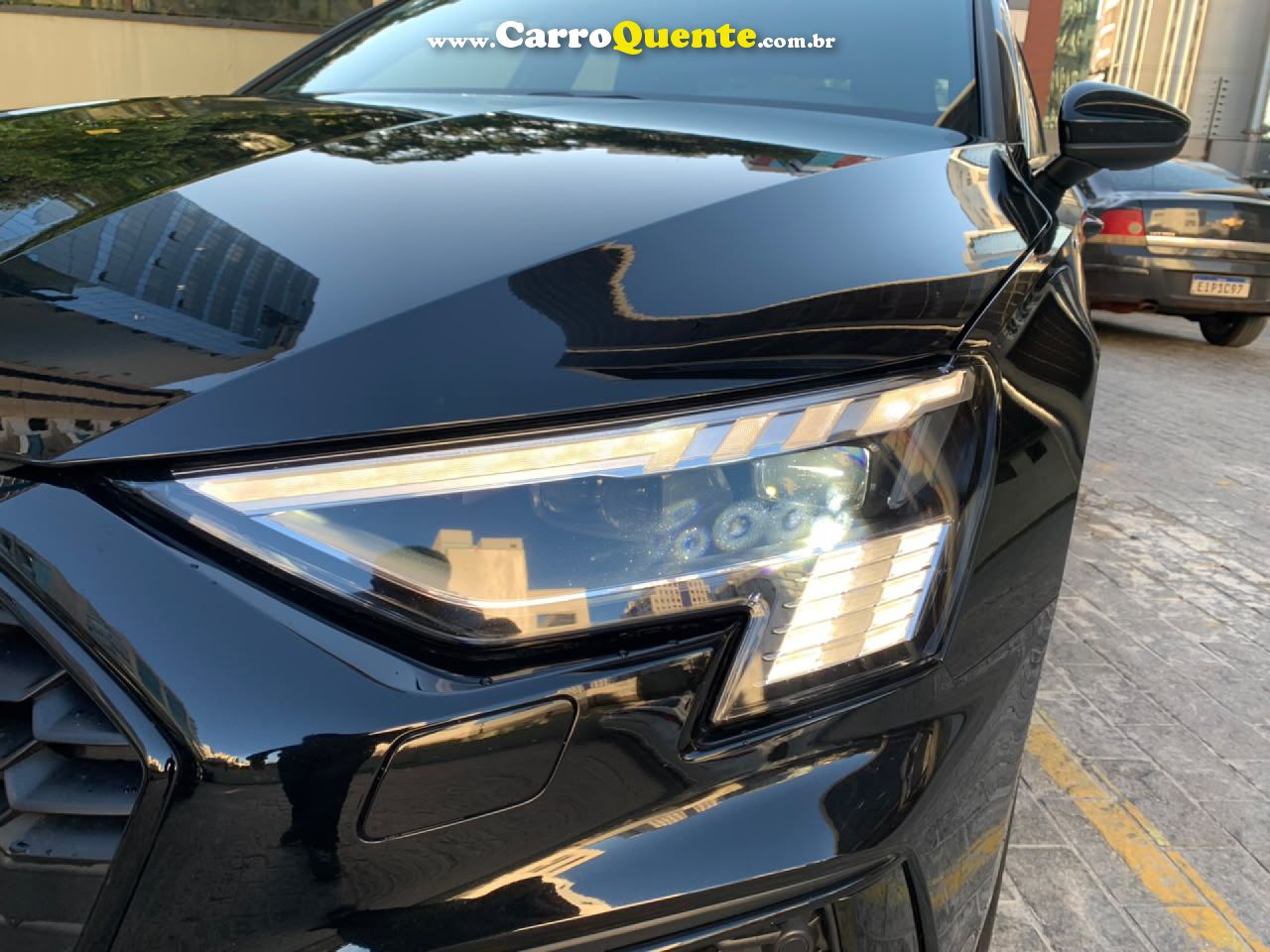 AUDI   2.0 40 TFSI MHEV SEDAN PERFORMANCE BLACK S-TRONIC   PRETO 2023 2.0 GASOLINA - Loja