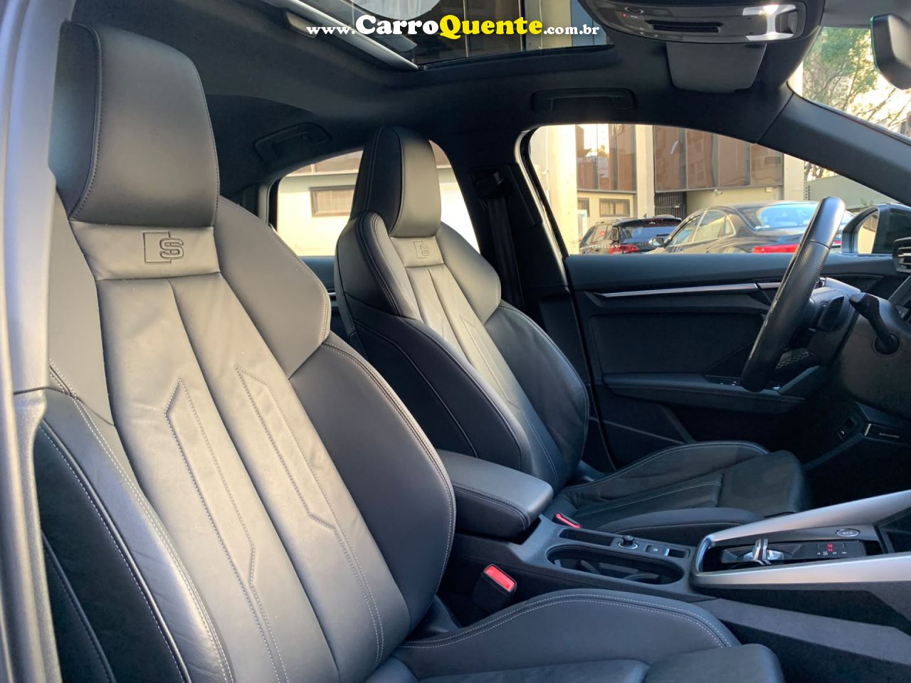 AUDI   2.0 40 TFSI MHEV SEDAN PERFORMANCE BLACK S-TRONIC   PRETO 2023 2.0 GASOLINA - Loja