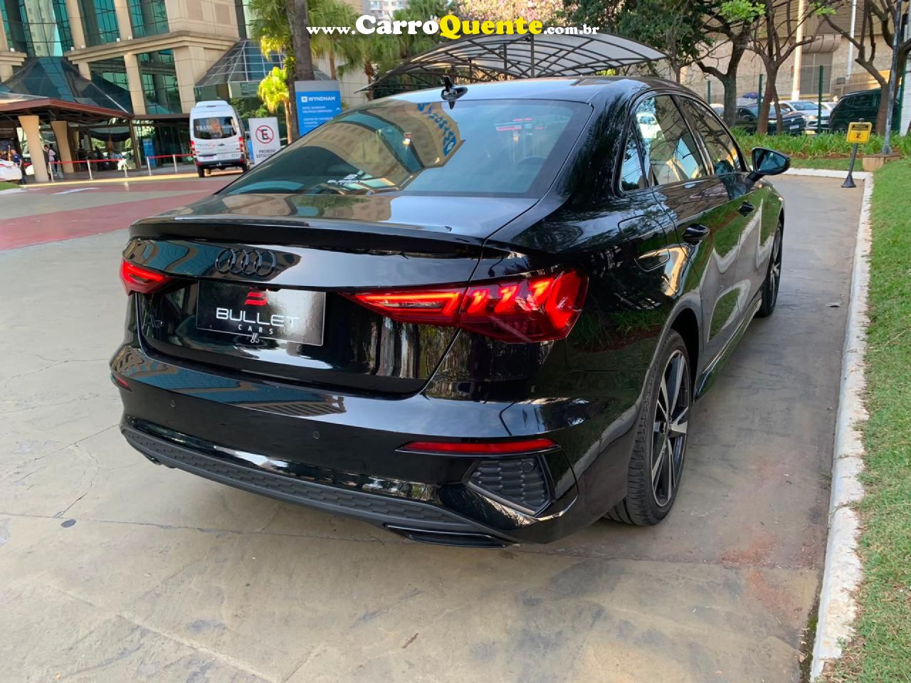 AUDI   2.0 40 TFSI MHEV SEDAN PERFORMANCE BLACK S-TRONIC   PRETO 2023 2.0 GASOLINA - Loja