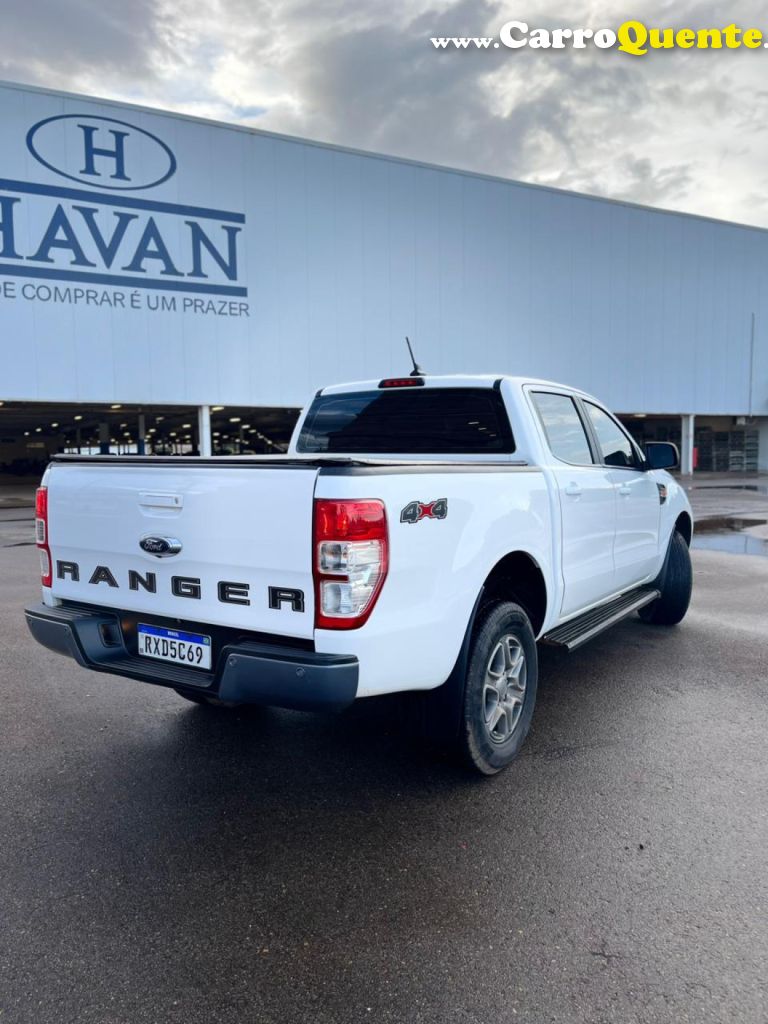 FORD   RANGER XLS 2.2 4X4 CD DIESEL AUT.   BRANCO 2023 2.2 DIESEL - Loja