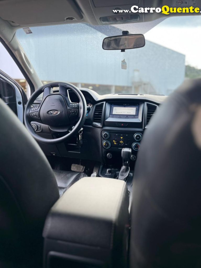 FORD   RANGER XLS 2.2 4X4 CD DIESEL AUT.   BRANCO 2023 2.2 DIESEL - Loja