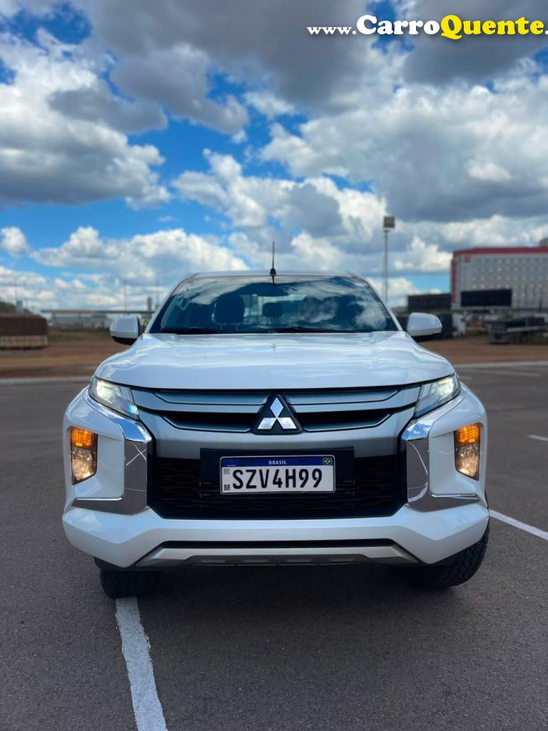 MITSUBISHI   L200 TRITON SPORT GLS 2.4 CD DIESEL AUT.   BRANCO 2025 2.4 DIESEL - Loja