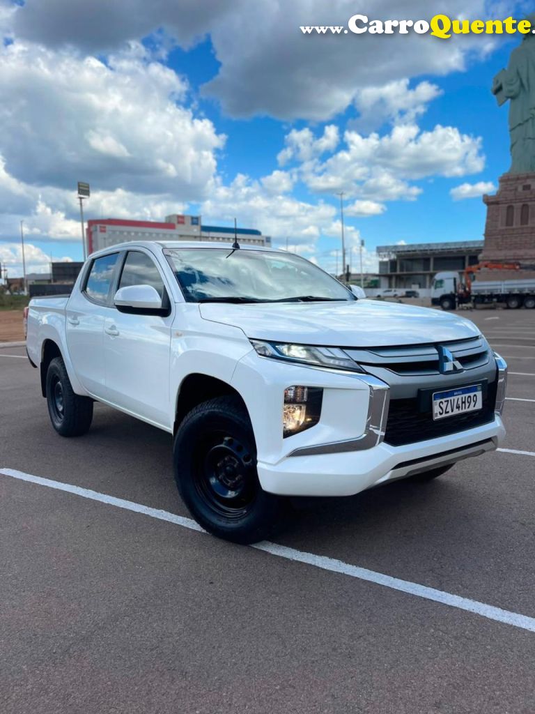 MITSUBISHI   L200 TRITON SPORT GLS 2.4 CD DIESEL AUT.   BRANCO 2025 2.4 DIESEL - Loja