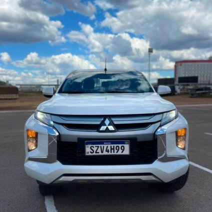 MITSUBISHI   L200 TRITON SPORT GLS 2.4 CD DIESEL AUT.   BRANCO 2025 2.4 DIESEL