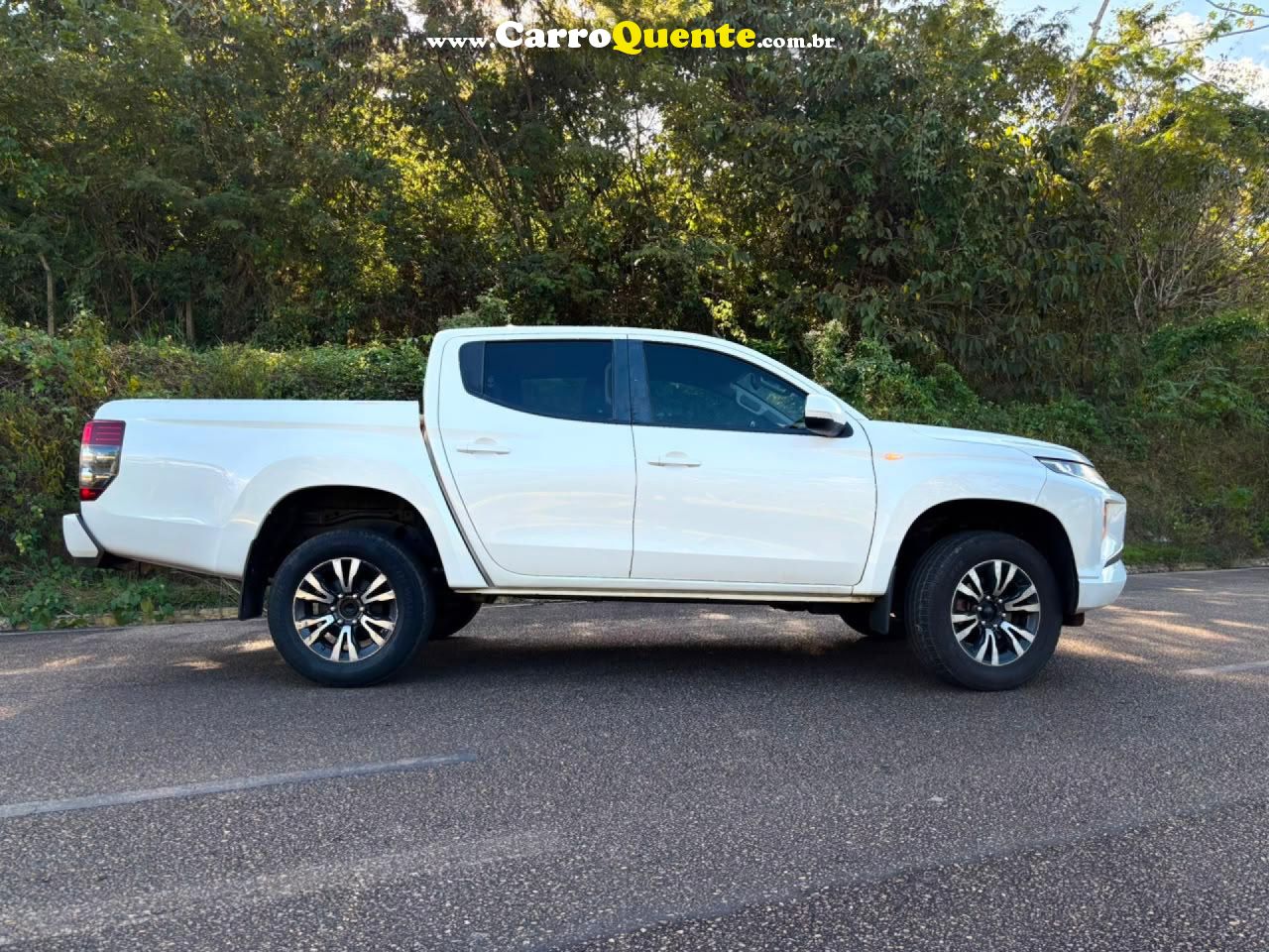 MITSUBISHI   L200 TRITON SPORT GLS 2.4 CD DIESEL AUT.   BRANCO 2025 2.4 DIESEL - Loja