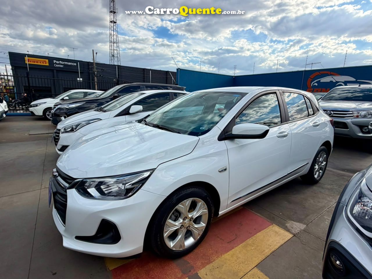 CHEVROLET   ONIX HATCH LTZ 1.0 12V TB FLEX 5P MEC.   BRANCO 2023 1.0 FLEX - Loja