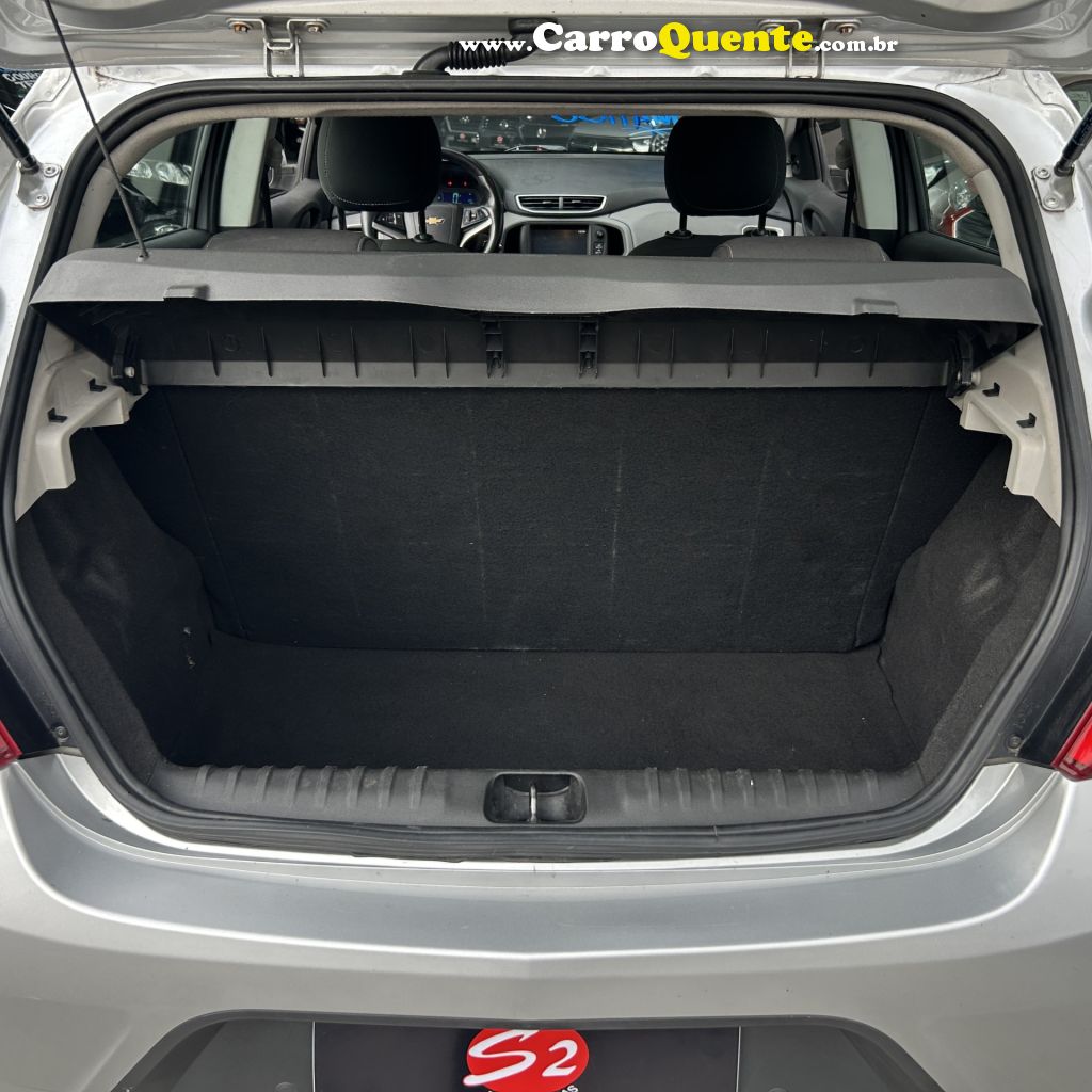 CHEVROLET   ONIX HATCH LT 1.4 8V FLEXPOWER 5P AUT.   PRATA 2017 1.4 FLEX - Loja