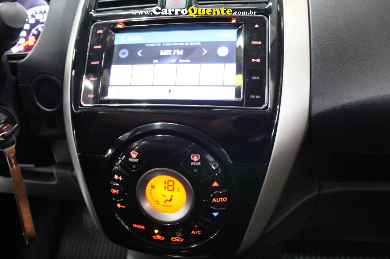 NISSAN VERSA 1.6 16V SL 2018 - Loja