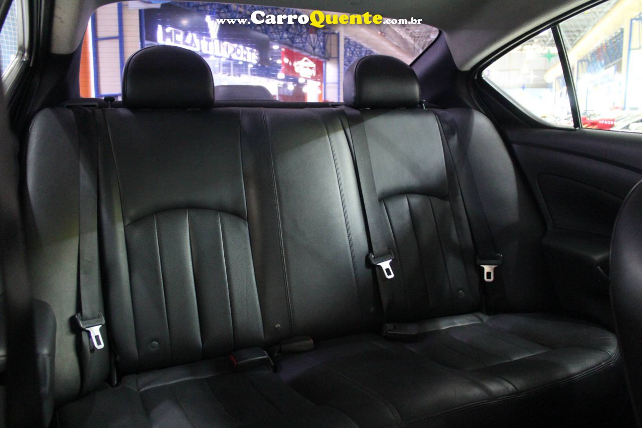 NISSAN VERSA 1.6 16V SL 2018 - Loja