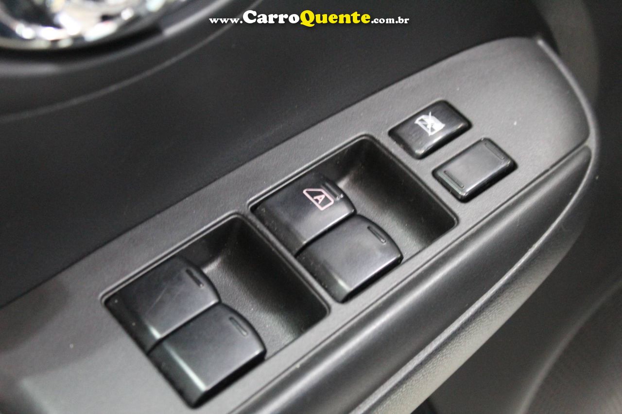 NISSAN VERSA 1.6 16V SL 2018 - Loja