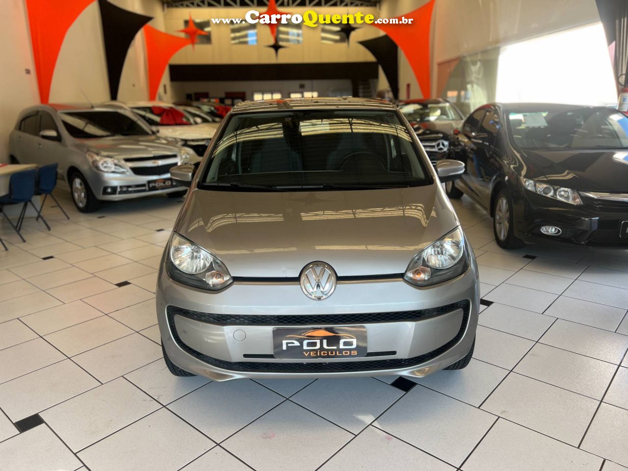 VOLKSWAGEN UP 1.0 MPI MOVE UP 12V 2015 - Loja