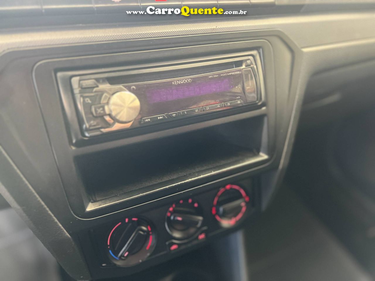 VOLKSWAGEN GOL 1.0 12V MPI TOTALFLEX TRENDLINE 2018 - Loja