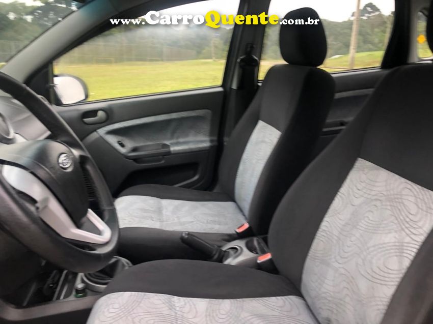 Ford FIESTA 1.0 MPI SEDAN 8V FLEX 4P MANUAL - Loja
