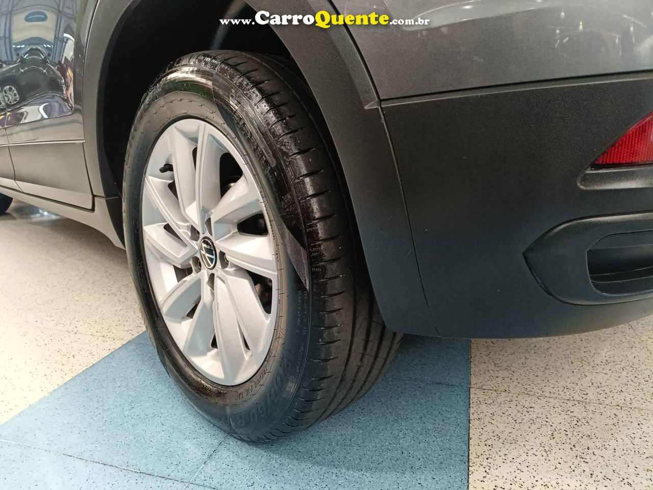 VOLKSWAGEN T-CROSS 1.0 200 TSI TOTAL 2024 - Loja
