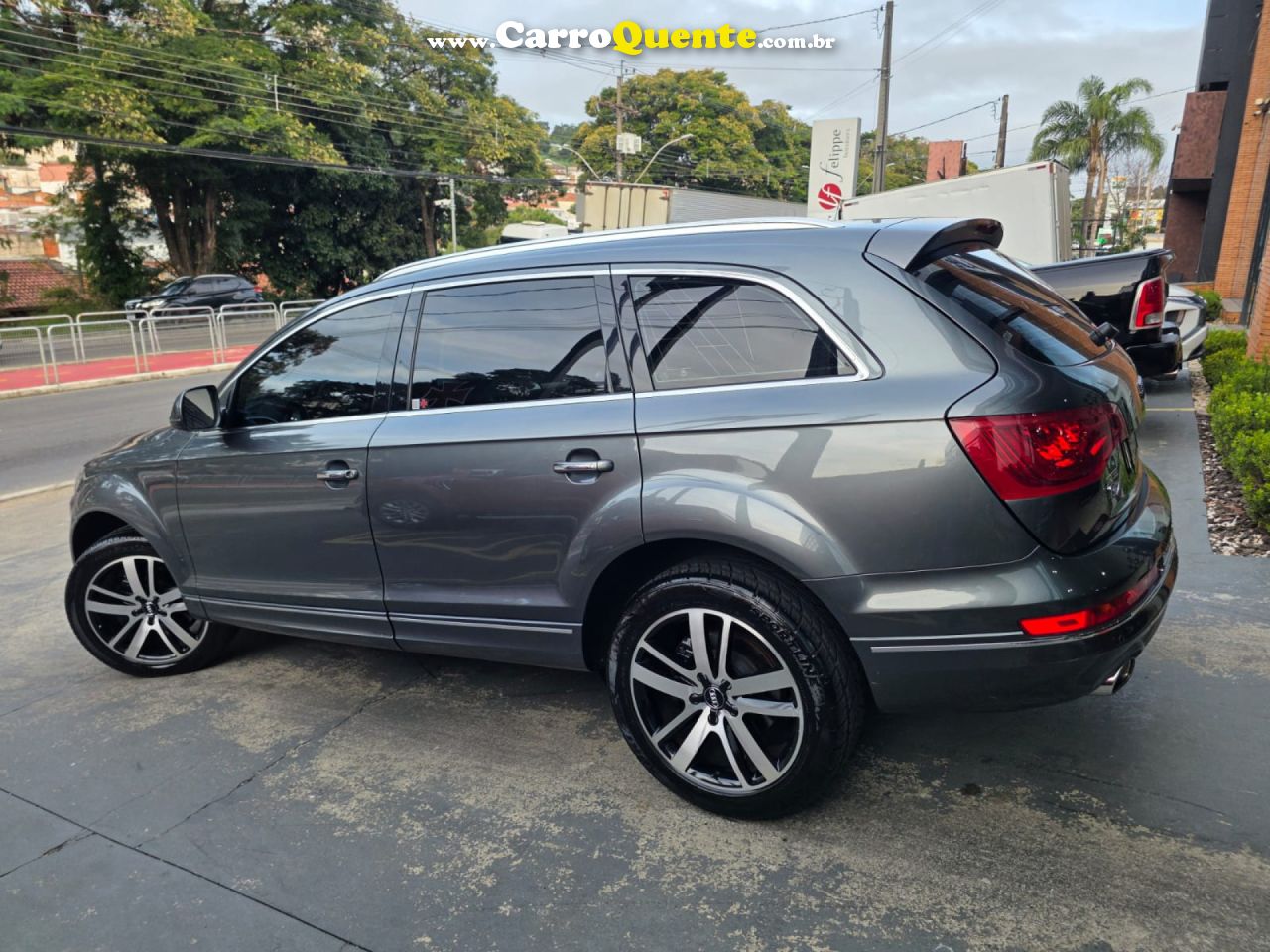 AUDI   Q7 3.0 V6 TFSI  QUAT.TIP.5P PERF.(HÍB.)   CINZA 2014 3.0 GASOLINA - Loja