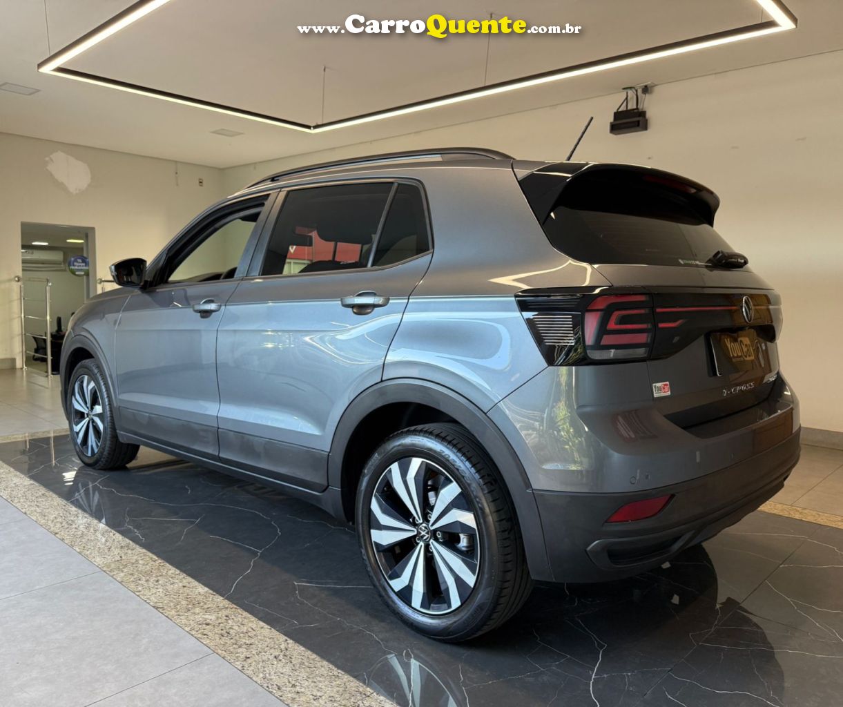 VOLKSWAGEN   T-CROSS 200 TSI 1.0  FLEX 12V 5P AUT.   CINZA 2024 1.0 FLEX - Loja